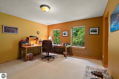LOCATION, LOCATION, LOCATION. Experience Northern living at its - photo 29
