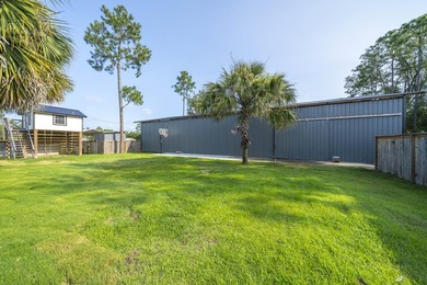 221 White Oaks Boulevard, where you can enjoy the space and - photo 39
