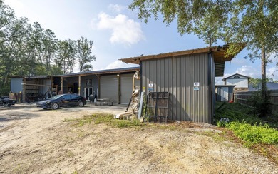 221 White Oaks Boulevard, where you can enjoy the space and - photo 41