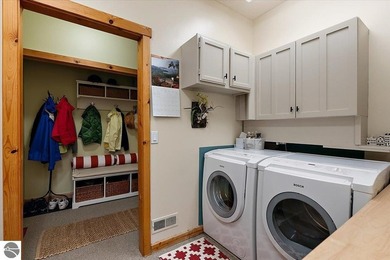 LOCATION, LOCATION, LOCATION. Experience Northern living at its - photo 43