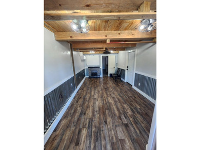 221 White Oaks Boulevard, where you can enjoy the space and - photo 46