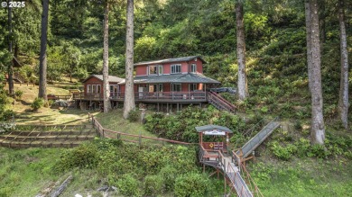 Lake Home For Sale in Lakeside, Oregon