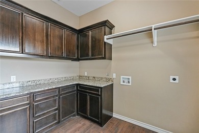Welcome to 6725 Spurs Nation - a stunning contemporary home - photo 18