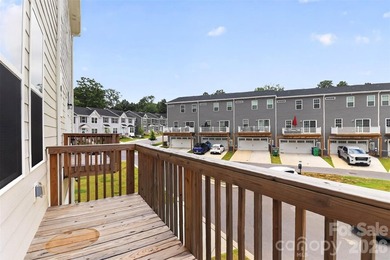 Built by award-winning Brookline Homes, this beautifully - photo 19