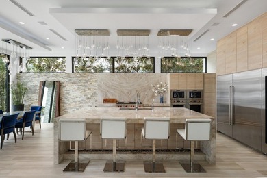 Guard-gated Seven Isles sanctuary. FULLY FURNISHED custom - photo 36