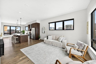 Live where culture, nature and downtown energy meet. This condo