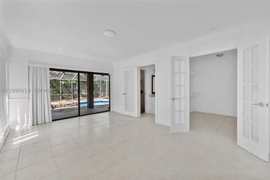 Exceptional opportunity to transform a property on a generous - photo 11