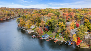 Lake Hopatcong Home For Sale in Hopatcong New Jersey