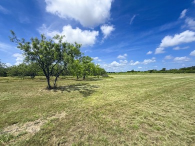 Ready Build Site - 1.6 Acres in Gated Lake Subdivision! - photo 12