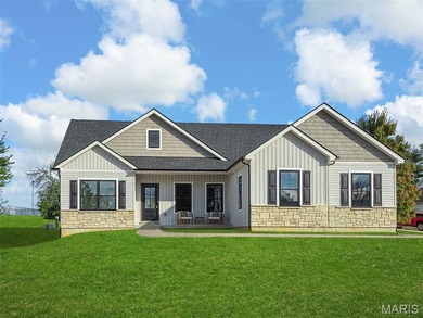 (private lake, pond, creek) Home Sale Pending in Warrenton Missouri