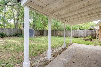Adorable, move-in ready home featuring a fully fenced backyard - photo 22