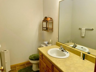 Beautiful 3BR/3BA townhome at Izatys overlooking signature Hole - photo 24