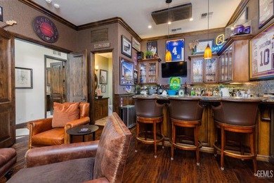 This mint-condition Tuscan estate represents a rare opportunity - photo 42