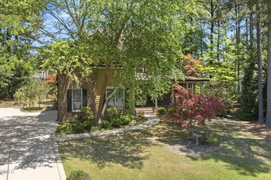Welcome to Spring Lake's hidden gem at 126 Shining Water Lane -- - photo 3