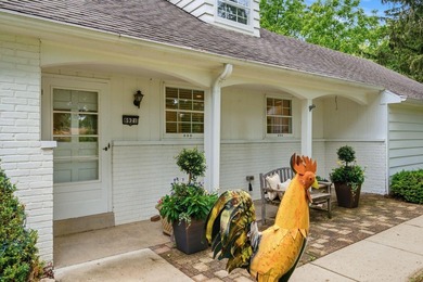 Tucked away on private wooded lot in great Bayside location - photo 4