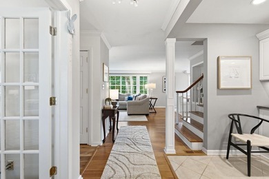 Tucked away on private wooded lot in great Bayside location - photo 5