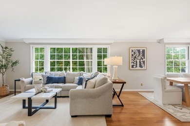 Tucked away on private wooded lot in great Bayside location - photo 8