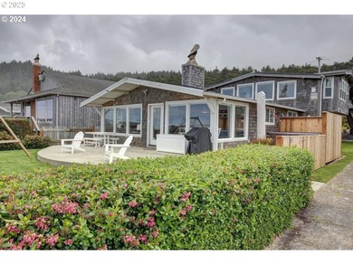(private lake, pond, coastal) Home For Sale in Archcape Oregon