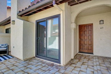 Beautifully updated and move-in ready! Fresh interior paint - photo 34