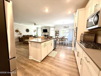 Price Improvement - Now Listed at $575,000. MOTIVATED SELLER - photo 9