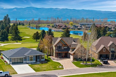 Overlooking the Eagle Bend Golf Course, this beautifully - photo 2