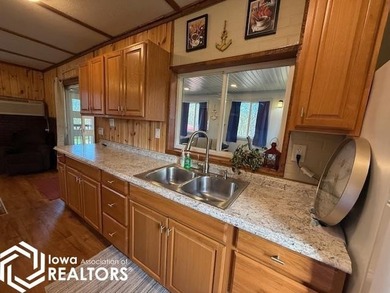 Welcome to 1410 E Ridge Dr at Holiday Lake-an inviting retreat - photo 15