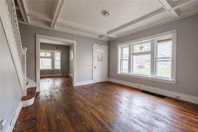 BACK ON THE MARKET due to the buyer not being able to obtain - photo 19