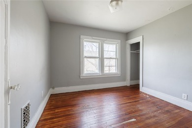 BACK ON THE MARKET due to the buyer not being able to obtain - photo 25