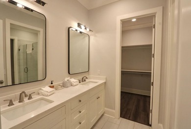 New Construction! Built just two years ago, this fully furnished - photo 11