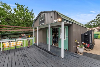 Wake up to deep water, wide-open views, and the rare bonus of - photo 25