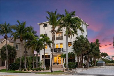 STUNNING WATERFRONT BEACH HOUSE WITH PRIVATE BOAT DOCK, SWEEPING - photo 42