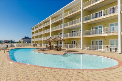 Updated 2BR/2BA Beachfront Condo in Port Aransas! Experience - photo 7