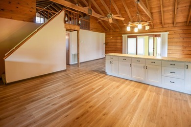 This waterfront view home in Pirates Cove near Kentucky Lake - photo 11
