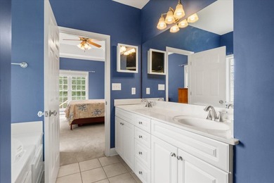Bring your boat!!! Check out this amazing home, 4-5 Bedrooms, 3 - photo 16