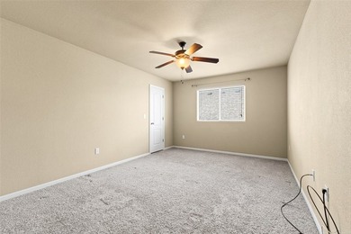 REDUCED !!!! BEAUTIFUL ELEGANT HOME WITH A SPACIOUS FLOOR PLAN - photo 21