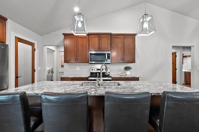 Tucked in the trees at the end of a culdesac is a gently used - photo 22