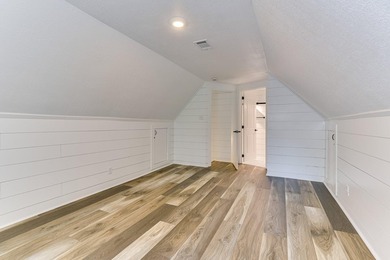 Beautiful One and a Half Story Home -- Fully Remodeled & Move In - photo 24