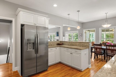 Bring your boat!!! Check out this amazing home, 4-5 Bedrooms, 3 - photo 24