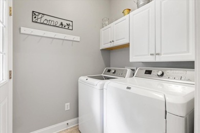 Bring your boat!!! Check out this amazing home, 4-5 Bedrooms, 3 - photo 25