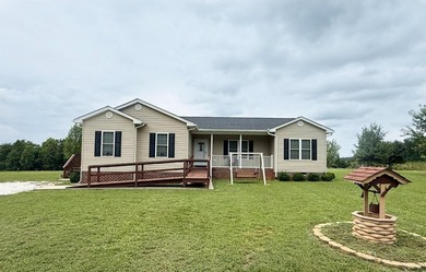 Nearly new, move-in ready home with over 1,800 square feet of - photo 1