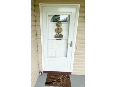 Nearly new, move-in ready home with over 1,800 square feet of - photo 2