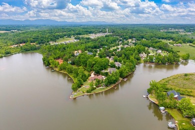 Bring your boat!!! Check out this amazing home, 4-5 Bedrooms, 3 - photo 47
