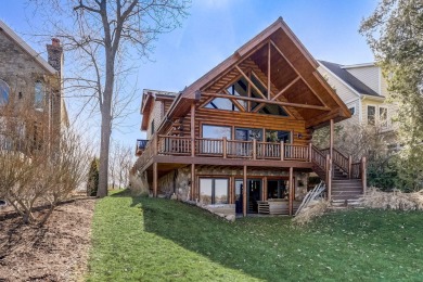 Okauchee Lake Home For Sale in Oconomowoc Wisconsin