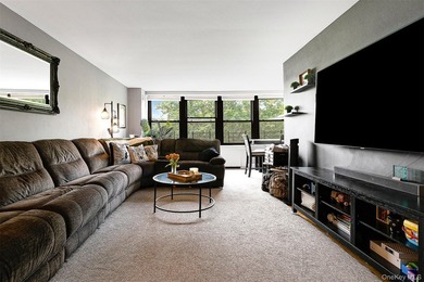 Welcome to this sprawling 3-bedroom, 2-bathroom corner unit in - photo 6