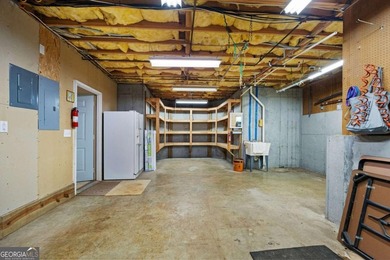 Hidden Gem! This Custom Built, 1 Owner Cartersville Ranch is - photo 49