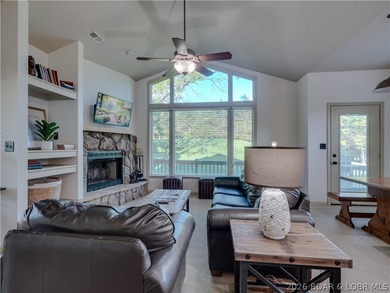 Experience resort-style living in this spacious 1 bed, 1 bath - photo 12