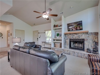 Experience resort-style living in this spacious 1 bed, 1 bath - photo 13