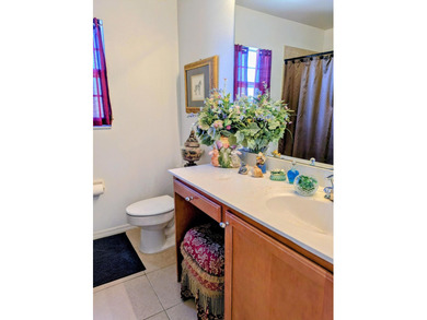 Lowest Price 3 bedroom unit at East Lake Village. Beautifully - photo 14