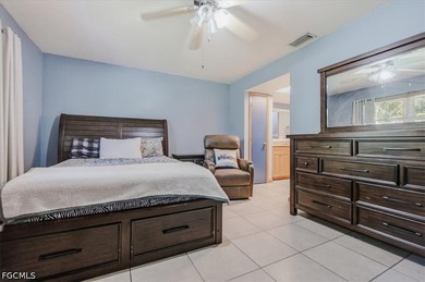 **LOCATION, LOCATION, LOCATION!** Perfectly positioned in the - photo 16