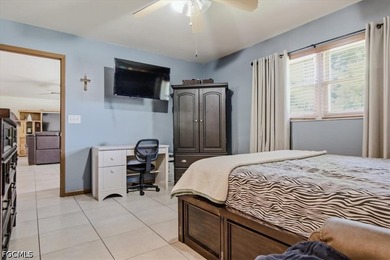 **LOCATION, LOCATION, LOCATION!** Perfectly positioned in the - photo 17